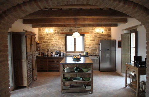 Bivio Lugnano House | Stunning hilltop villa with amazing views, pool, olive grove, vines and woods.