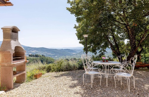 Montebonello House | Stunning home in Case Lori