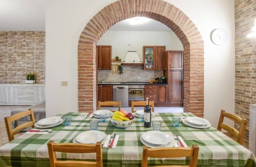 Cecina House | Stunning home in Cecina
