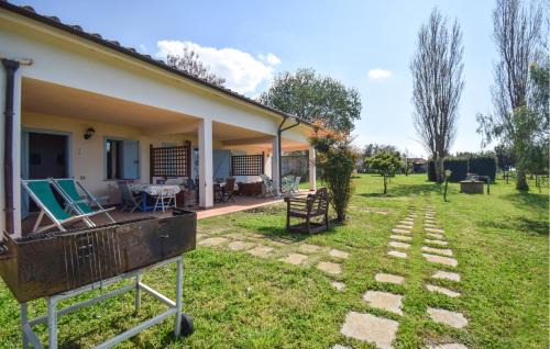 Pescia Romana House | Stunning Home In Pescia Romana With Swimming Pool