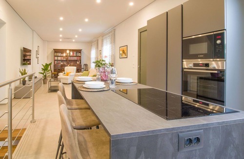 Castiglion Fiorentino House | Stunning villa for 4 guests with WIFI, A/C, TV, balcony and pets allowed