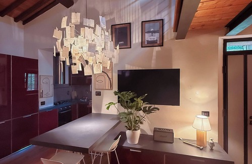 Arezzo Apartment | Stunning Loft nestled in the Tuscan countryside 15 minutes walk from the center.