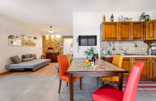 Palombina Nuova House | Stunning private villa with hot tub, A/C, WIFI, TV, patio and panoramic view, close to Ancona