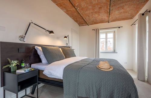 Castagnole delle Lanze Villa | Stunning private villa with private pool, WIFI, A/C, TV, terrace, panoramic view and parking