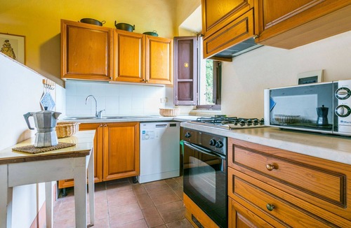 Pergine Valdarno Villa | Stunning private villa for 9 people with WIFI, private pool, terrace and pets allowed