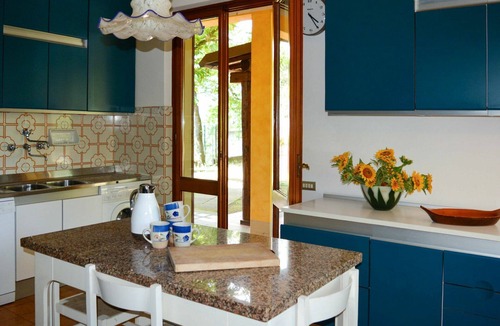 Giugnano Villa | Stunning private villa for 16 guests with WIFI, private pool, TV, terrace and pets allowed
