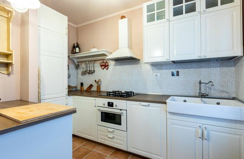 Riparbella House | Stunning private villa for 8 guests with A/C, private pool, WIFI, TV, patio and pets allowed