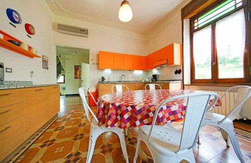 Sarezzano Villa | Stunning private villa with hot tub, WIFI, private pool, A/C, TV, terrace and pets allowed