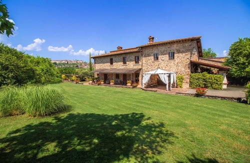 Bibbiena Villa | Stunning private villa for 8 people with WIFI, A/C, private pool and TV