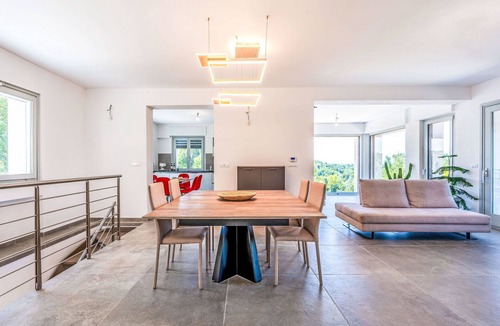 Soglio Villa | Stunning private villa for 8 people with WIFI, A/C, hot tub, TV, terrace and panoramic view