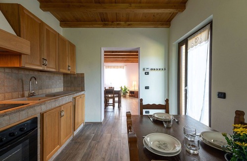 Scansano House | Stunning private villa for 8 guests with WIFI, patio, pets allowed and panoramic view