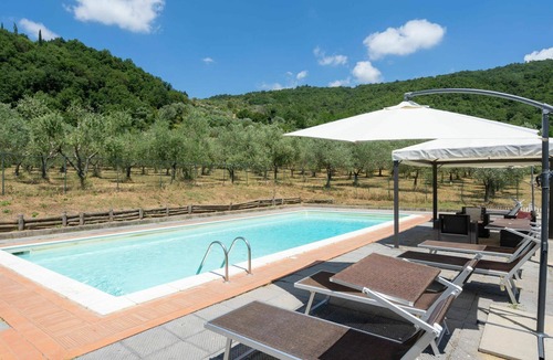 Dicomano Villa | Stunning private villa for 10 people with WIFI, private pool, TV, patio and pets allowed