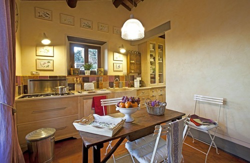 Cortona Villa | Stunning private villa for 8 people with A/C, WIFI, private pool, TV, veranda and panoramic view