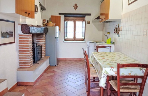 Pieve di Chio Villa | Stunning private villa for 8 guests with WIFI, private pool, patio and pets allowed