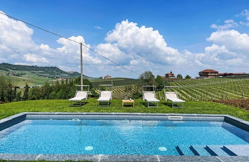Novello House | Stunning private villa for 10 guests with private pool, A/C, WIFI, terrace and panoramic view