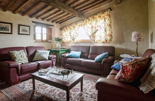 Pienza Villa | Stunning private villa with private pool, WIFI, A/C, veranda and parking, close to Montalcino
