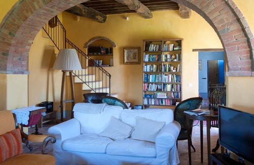 Pienza Villa | Stunning private villa with private pool, WIFI, A/C, veranda and parking, close to Montalcino