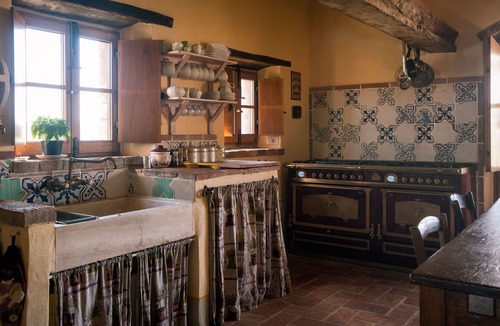 Pienza Villa | Stunning private villa with private pool, WIFI, A/C, veranda and parking, close to Montalcino