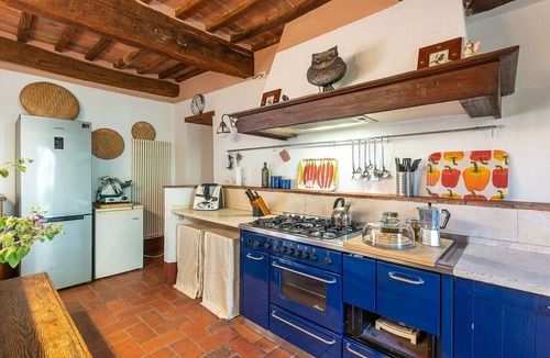 Civitella Paganico House | Stunning villa for 12 people with private pool, WIFI, TV, terrace, pets allowed and panoramic v.
