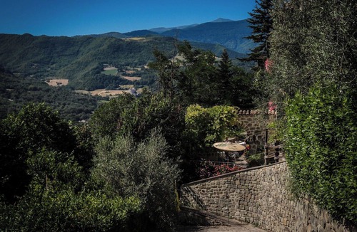 Roccafluvione Villa | Stunning villa for 14 people with WIFI, TV and pets allowed, close to Ascoli Piceno