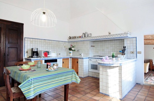 Brozolo House | Stunning villa for 6 people with private pool, WIFI, TV, veranda and panoramic view
