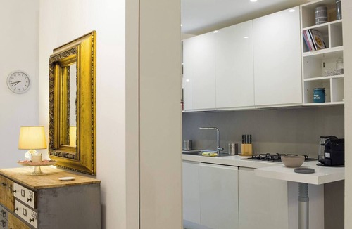 Pescara Apartment | Stylish Apartment Poerio