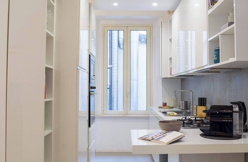 Pescara Apartment | Stylish Apartment Poerio