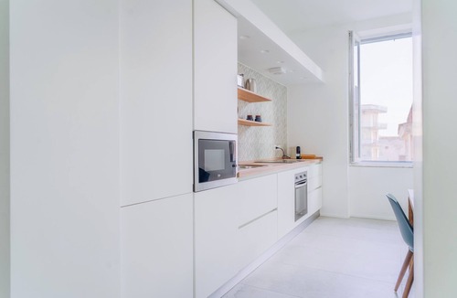 Historical Downtown Salerno House | Stylish Home with Swimming Pool in Salerno – Walk to Beach & City Center
