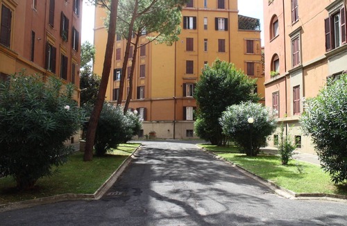 Flaminio Apartment | Suite for 6 people! Center of Rome! Baby gratis!