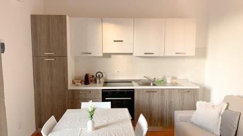 Castiglione del Lago Apartment | SulLago Appartamenti - Confortevole Appartamento con Piscina