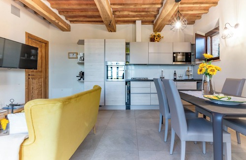 Monteroni d'Arbia Apartment | Sunflower with a view of Siena