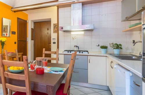 Vanchiglietta Apartment | Sunny Apartment by Wonderful Italy