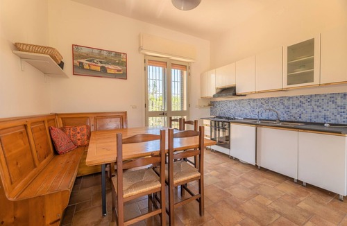 Taviano House | Sunny Garden Stay in Taviano