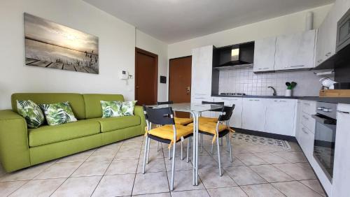 San Fermo della Battaglia Apartment | Sunset