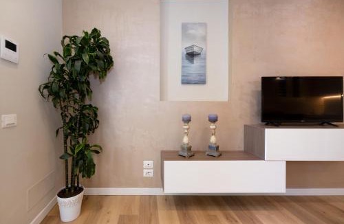 Marzocca Apartment | Sunshine Suite