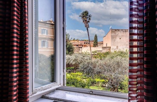 Campitelli Apartment | Superb 1BR Suite Near Capitoline Museums