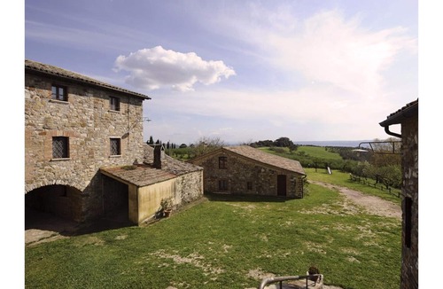 Orvieto Apartment | SUPERIOR APARTMENT COURTYARD
