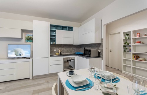 Pavia Apartment | Tania Home