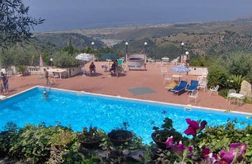 Nocera Terinese House | Tenuta Mauri - Agriturismo Vota