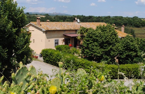 Viterbo Apartment | Tenuta Serpepe 1-room apartment Girasole