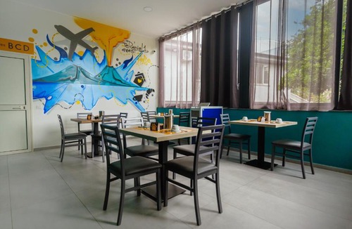 Naples Apartment | Terminal 1 Guest House