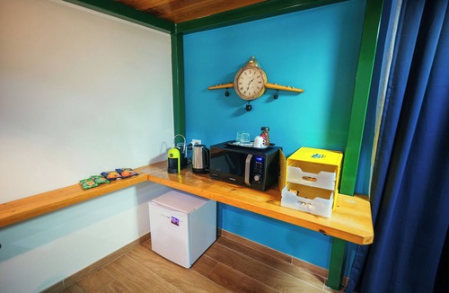 Naples House | Terminal 1 Guest House