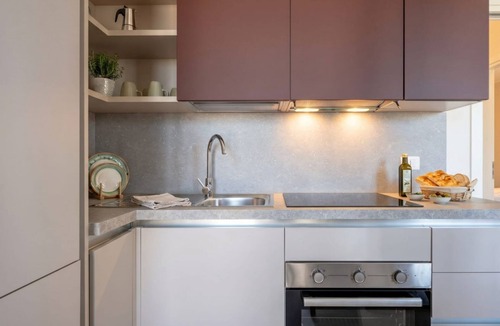Municipio 2 Apartment | Terrace Penthouse Gargasole SX – Elegant 7th-Floor Retreat with Terrace in Bari