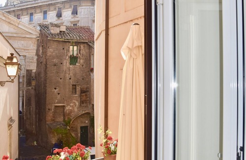 Rione XI Sant'Angelo Apartment | TERRACE THE HEART OF ROME, Piazza Spagna, JEWISH GHETTO TRASTEVERE 5 MIN WALK.