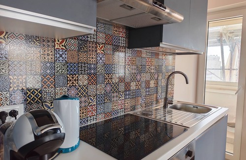 Montesilvano Apartment | Terrazza Mare e Monti WiFi, parking and beach 150 m away