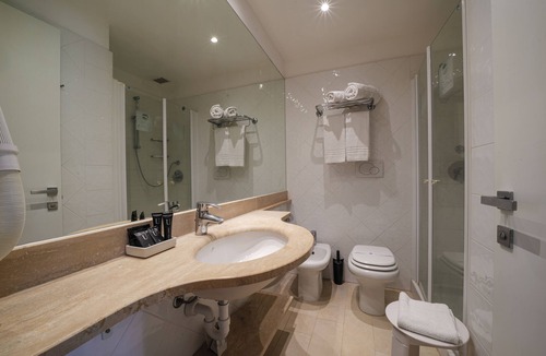 Lacona Hotel | TH Lacona