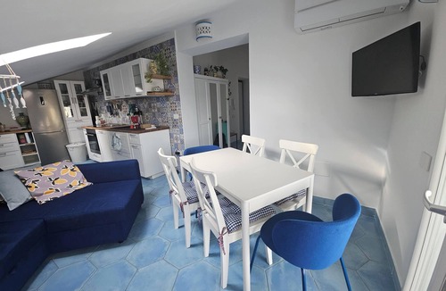 Vietri sul Mare Apartment | The blue terrace