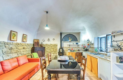Farnese House | The Borgo Renaissance Stable