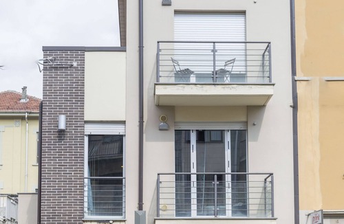 Borgo Pilonetto Apartment | The Casetta sul Po [7 mins from the city centre]