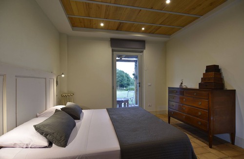 Castell'Azzara House | The Dimora Toscana private spa exclusive wellness area with panoramic views.